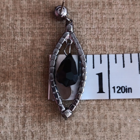 Vintage Black Crystal Tear Drop Dangle Earrings - Picture 5 of 6